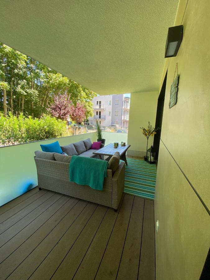 Apartament Przy Plazy Ревал Екстериор снимка