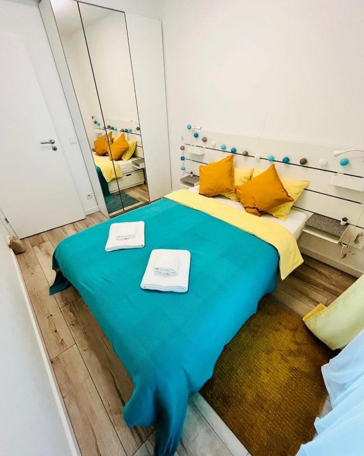 Apartament Przy Plazy Ревал Екстериор снимка