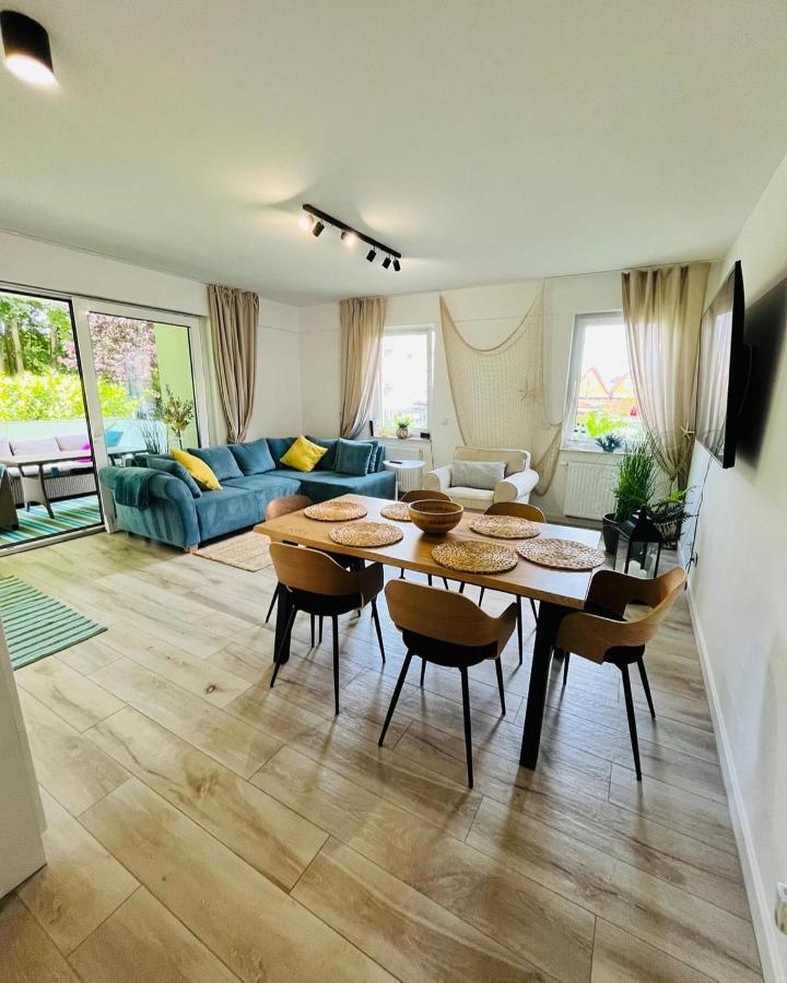 Apartament Przy Plazy Ревал Екстериор снимка